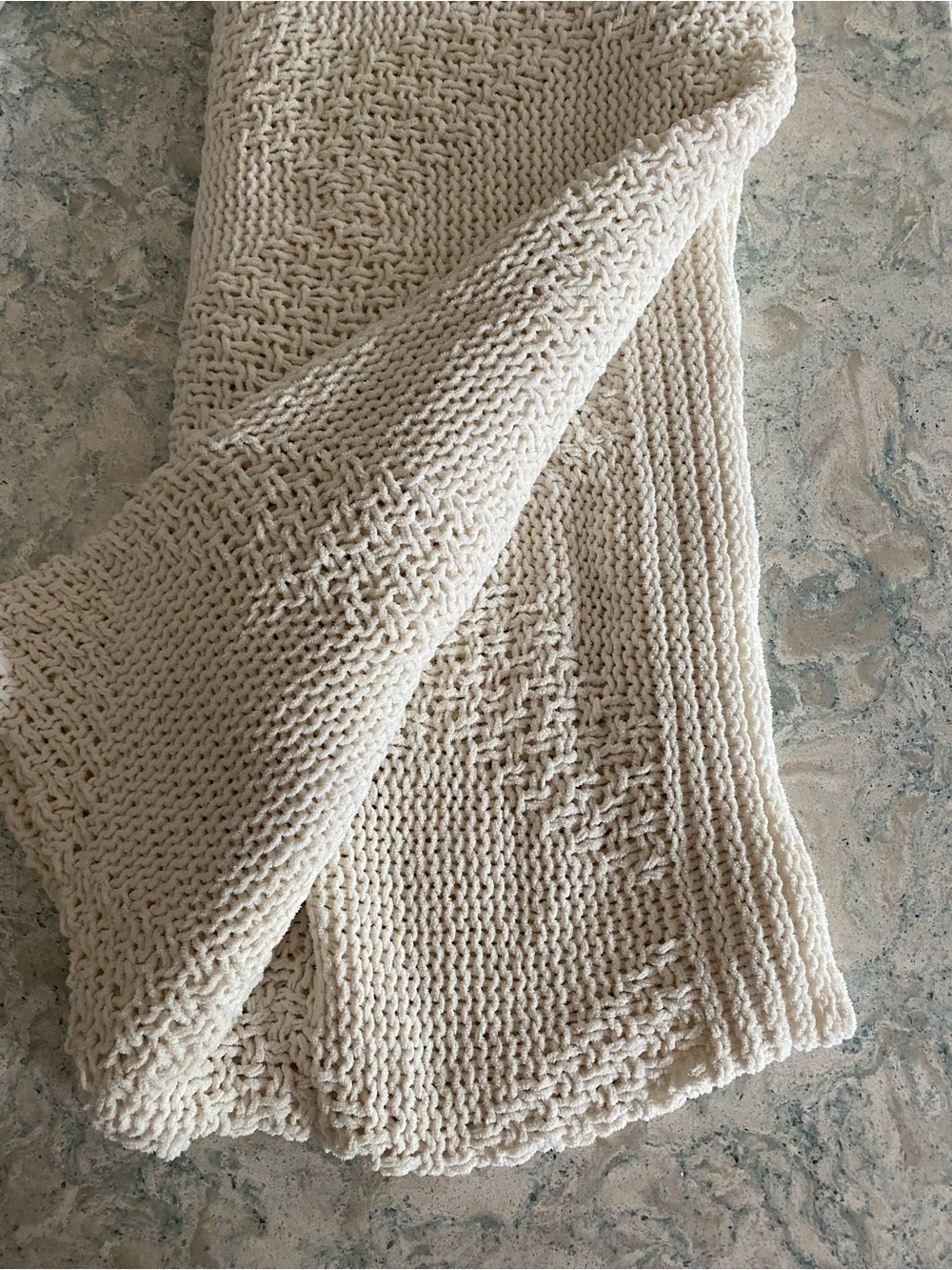 Elle lighter weight Knit Cream Throw Blanket